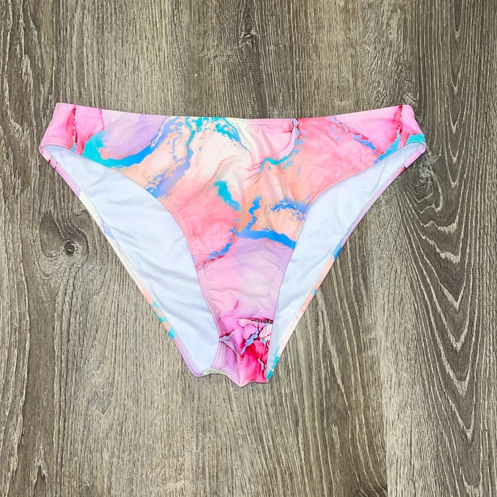 Two-piece bathing suit multicolored